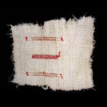 a-coptic-flax-textile-fragment-with-red-dyed-woolen-embroidery_a7234a