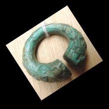 a-dong-son-bronze-ear-ornament_03996c