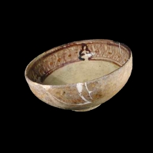 a-persian-glazed-ceramic-bowl-with-painted-designs_08192b