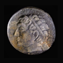 a-superb-indo-greek-solid-silver-ring-with-stamp-seal-of-head-in-profile_x5968c