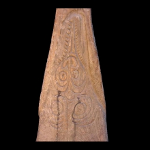 an-old-and-large-lower-sepik-canoe-prow_t2561c