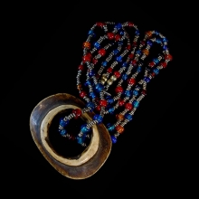 ethiopian-tribal-bead-necklace-with-large-ivory-disc_t6196c