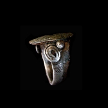 greek-silver-man's-ring-with-inscription-and-prancing-bull_x6681b