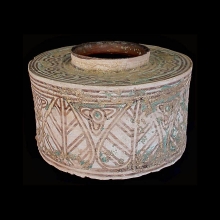 indus-valley-painted-pottery-vessel-with-meandering-linear-designs-and-pipal-leaf-in-brown-pigment_x7024b