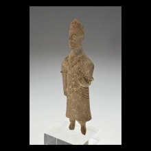 indus-valley-wooden-figurine-in-the-form-of-a-standing-female_x9349b