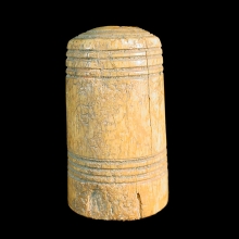islamic-bone-gaming-piece-with-incised-linear-bands_x7553a