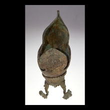 khmer-bronze-votive-vessel-in-conch-shell-form_x9334a