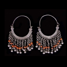 pair-of-pashtun-silver-tribal-earrings-with-coral-beads_x6004a