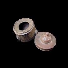 pretty-khorassan-bronze-ink-pot,-greater-persia_04272c
